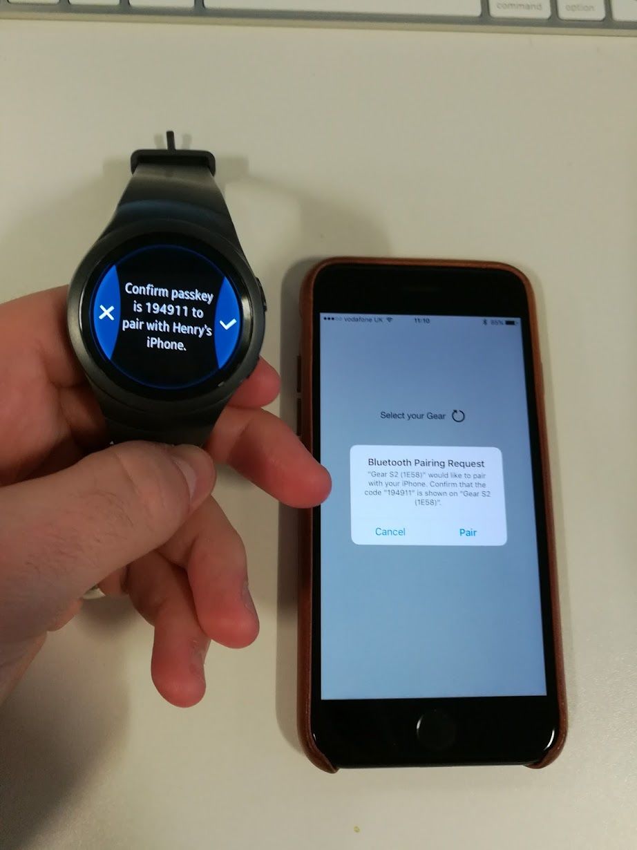 Samsung gear 2025 s2 and iphone