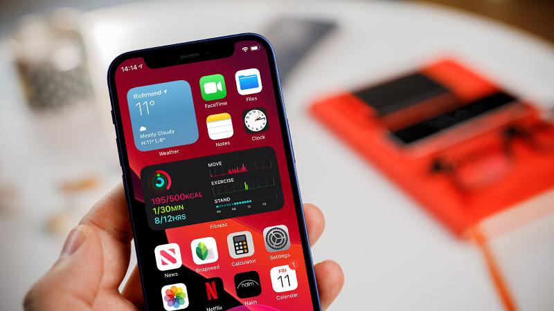 Best small iPhone 12 mini