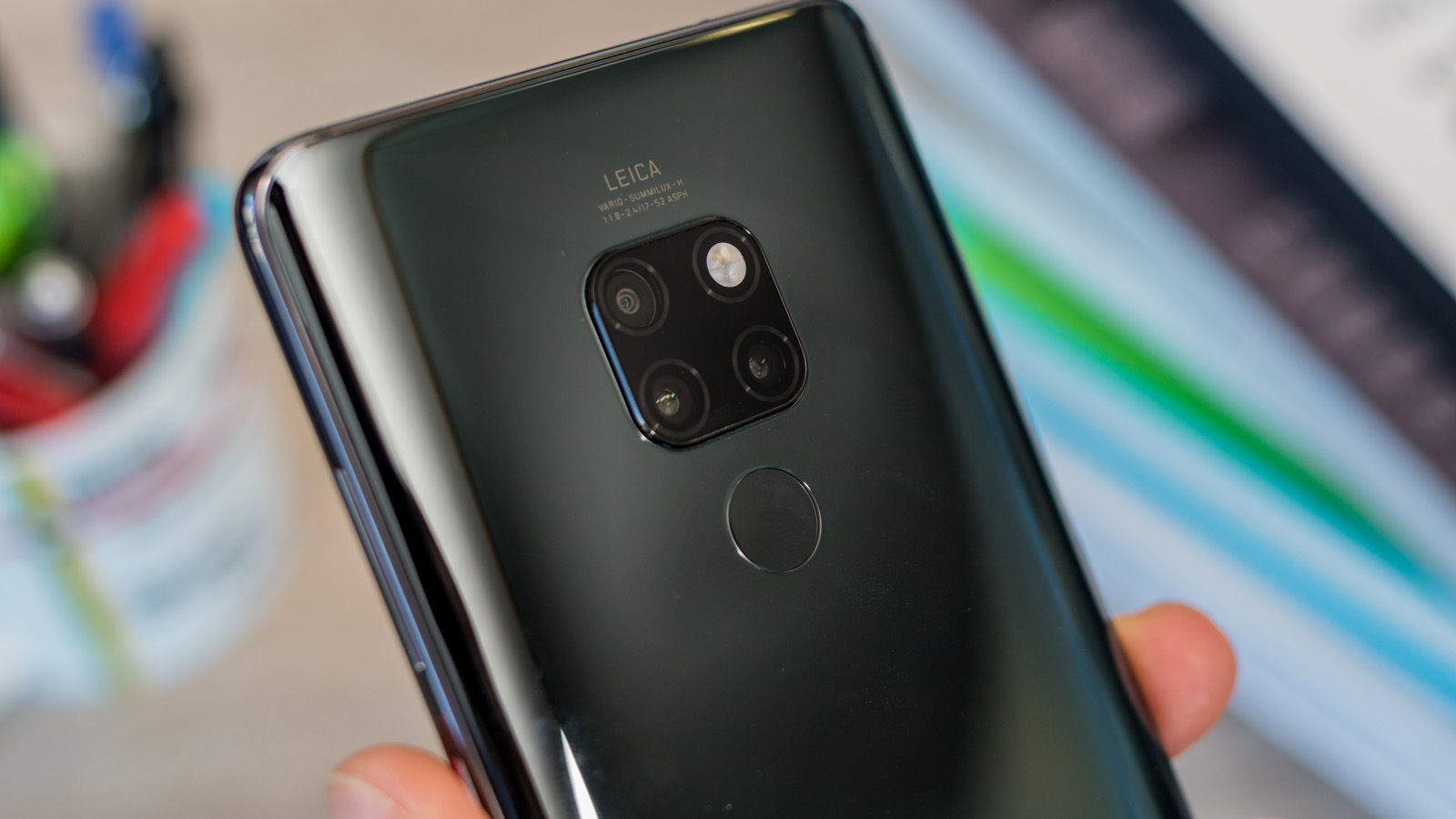 Фото huawei mate. Huawei Mate 20 Pro Black. Huawei Mate 20 Black. Mate 20 Pro 64gb. Huawei Mate 20 Pro черный.