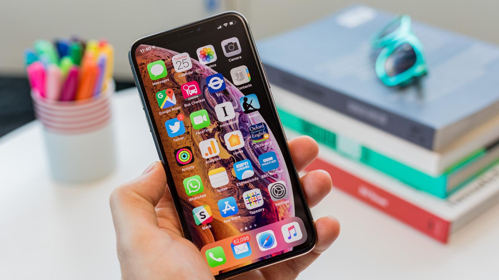 iPhone XS